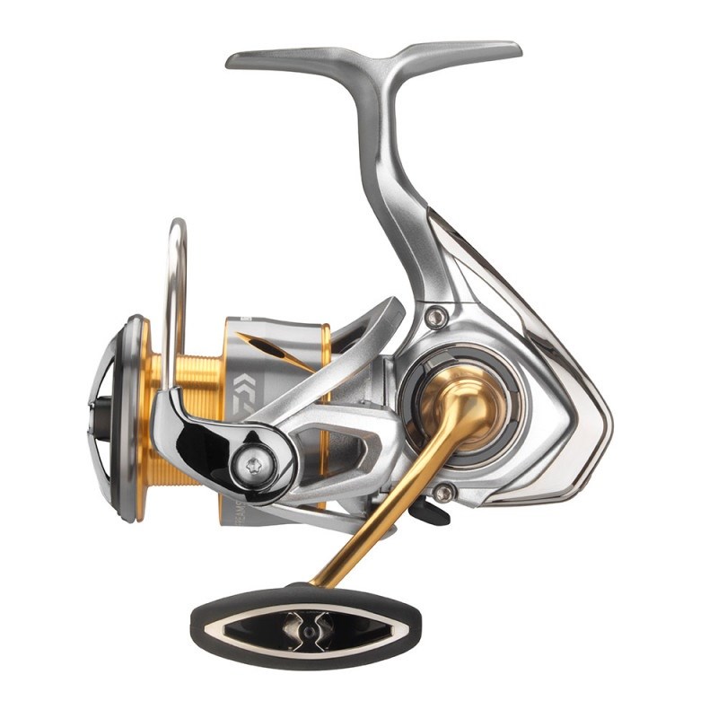 Daiwa Naviják 21 Freams LT 4000-C