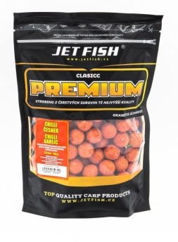 Jet Fish Premium Clasicc boilies Chilli/Česnek 20mm/700g