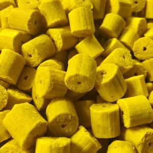 LK Baits Pelety kukuřičné Corn Pellets 12mm/1kg