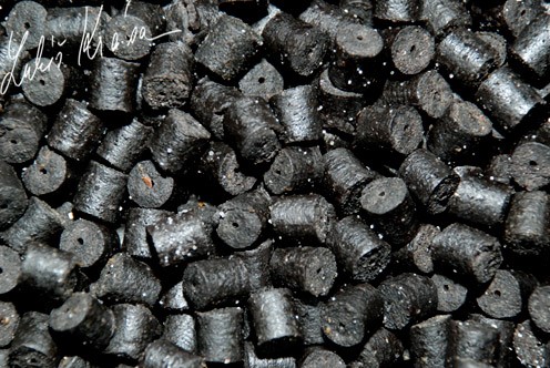 LK Baits Pelety Salt Black Hallibut Pellets 8mm/1kg