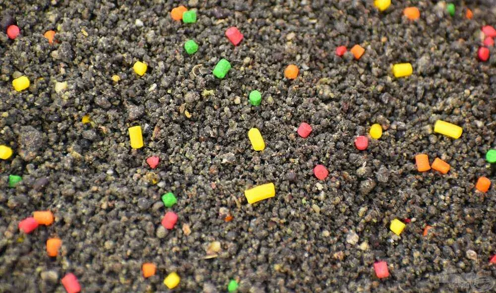 Haldorádó Tornado Method Mix Galic + Almond 500g