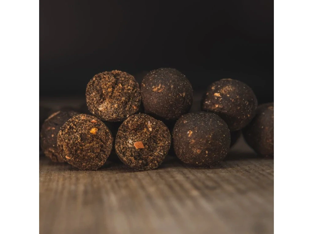 Squat Carp Hotové boilies Anchovy+ 24mm/1kg