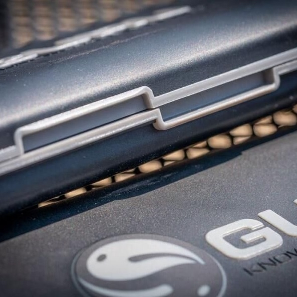 Guru Pouzdro na návazce Stealth Rig Case 6"