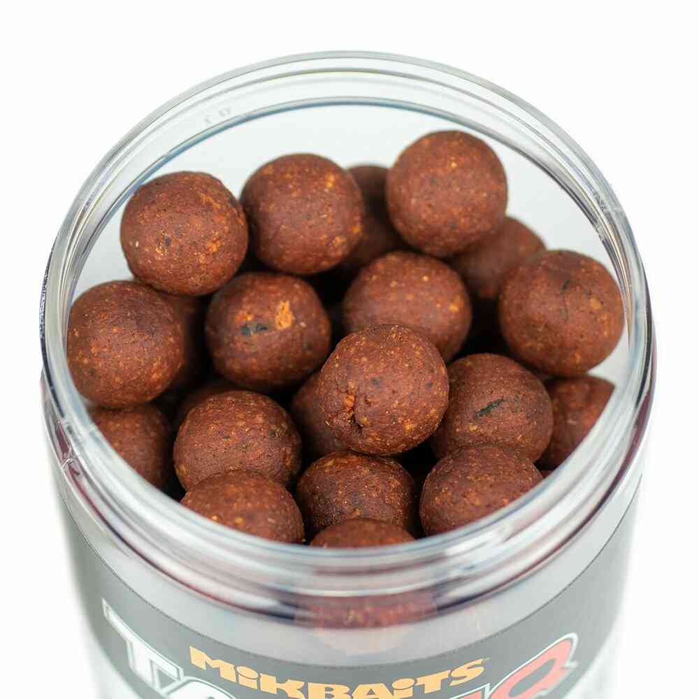 Mikbaits TactiQ rozpustné boilie Pikantní švestka 16mm/250ml 