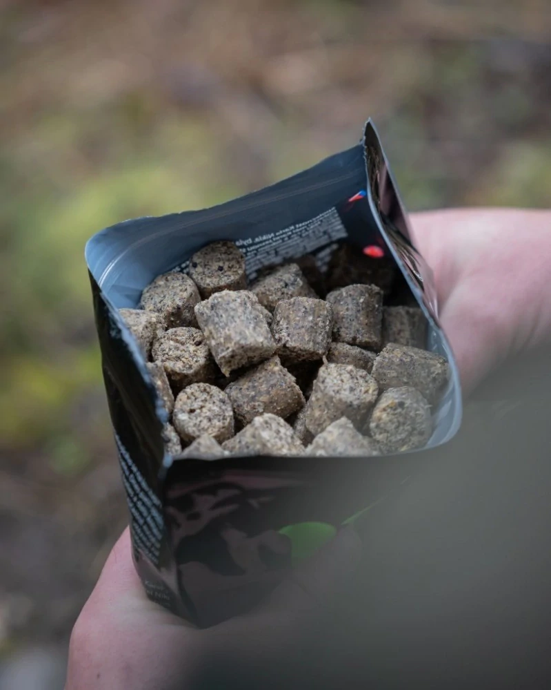 Nikl Pelety Rape Cloud s dírkou 18mm/1kg