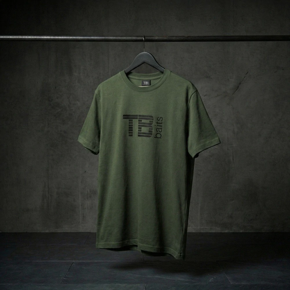 TB Baits Tričko Hidden Carp Green vel. M