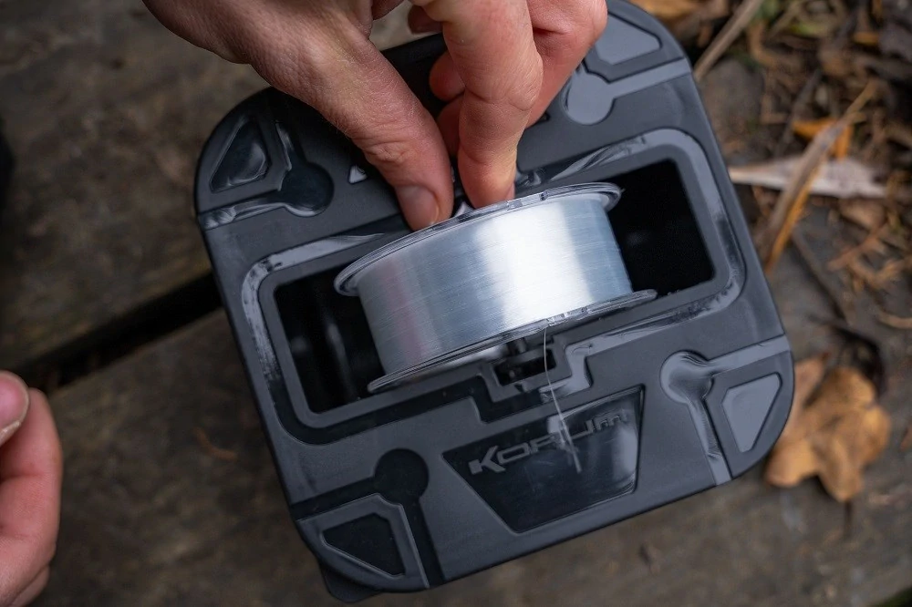 Korum Odvíječ vlasce Fishing Line Spooler