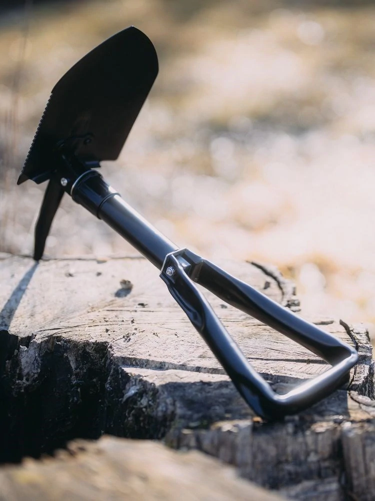 Giants fishing Lopatka skládací Camping Shovel