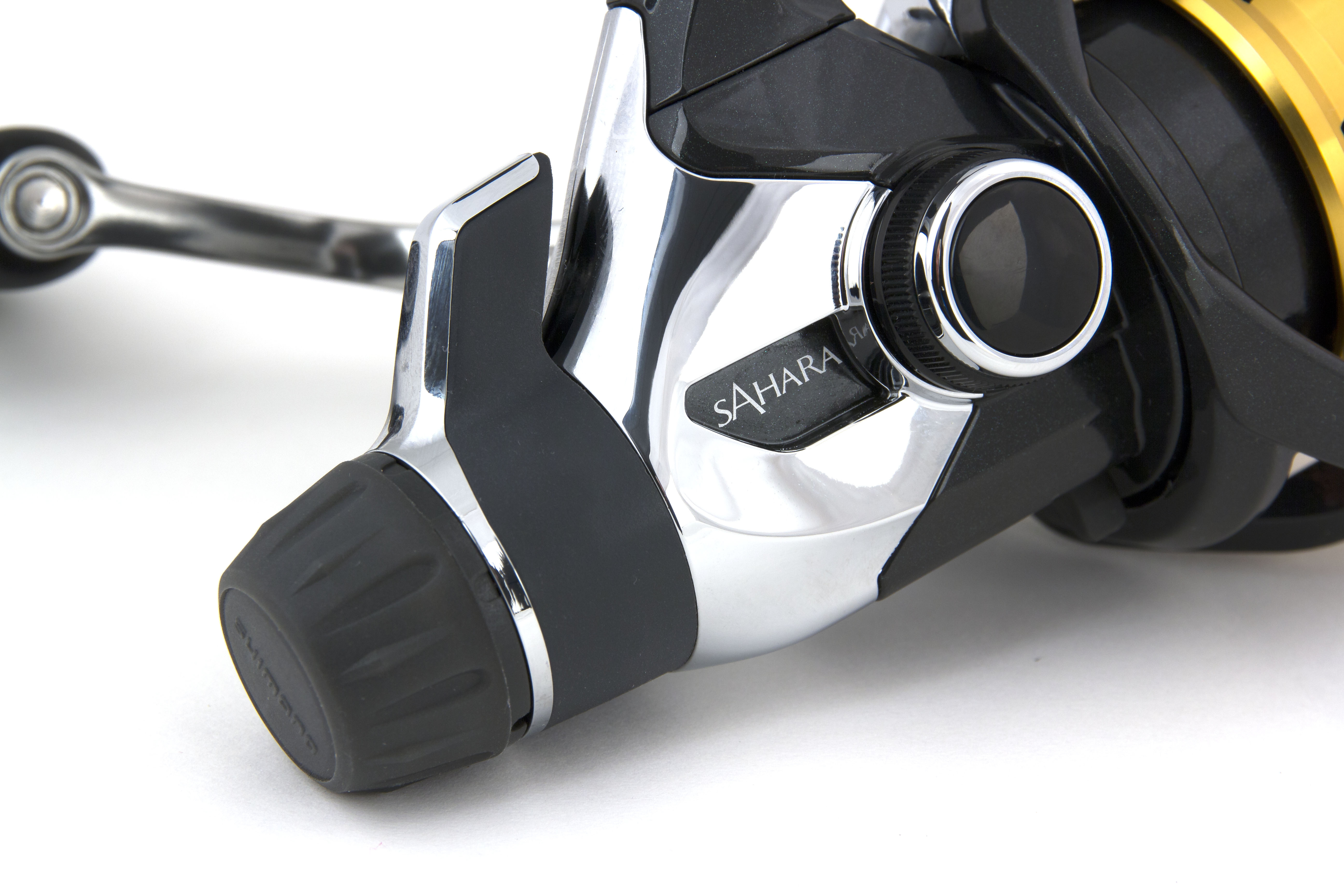 Shimano Naviják Sahara 3000S RD
