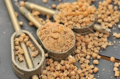 Guru Krmítko Hybrid Inline Feeder 42g