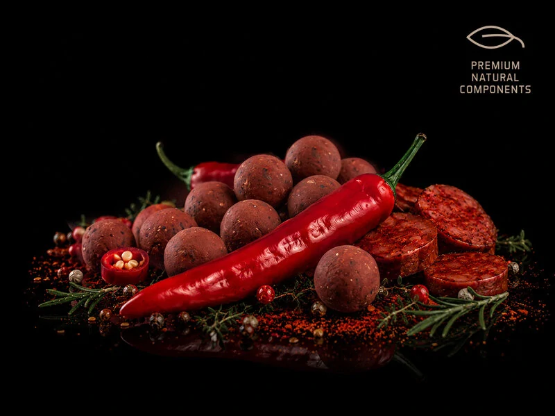 Delphin Boilies BreaX HotHELL Robin Red Chilli Fr.Klobása 20mm/300g
