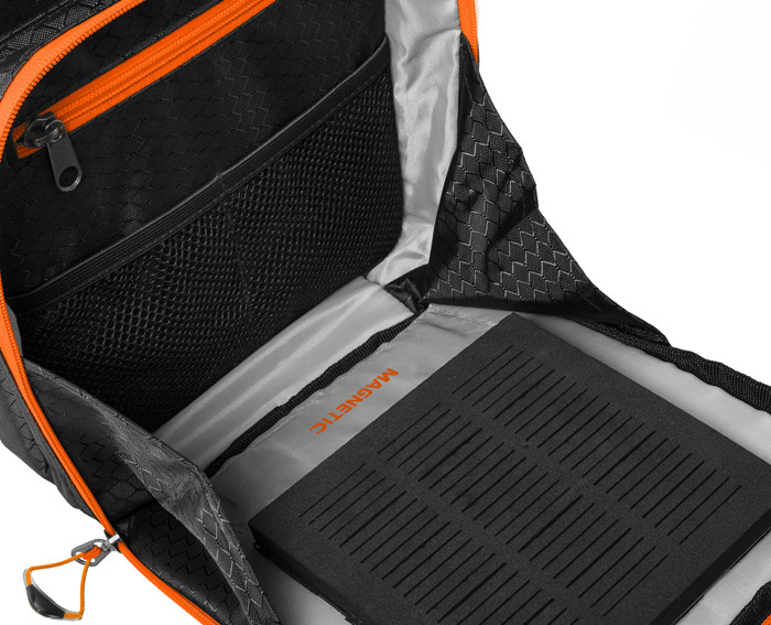 Delphin Taška ATAK! Crossbody Swift