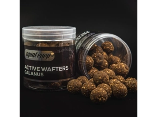 Squat Carp Active Wafters rozpustné neutrálně vyvážené boilies Calanus 18mm/150g