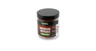 Nikl Rozpustné Criticals boilie Chilli & Peach 24mm/250ml