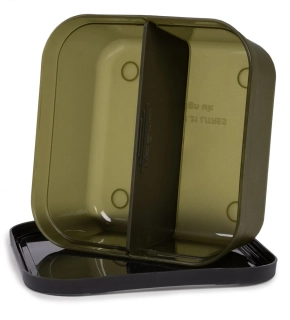 Korum Dělená krabička Divided Bait Tub 1,13l
