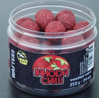 Black Carp Wafters boilies Jahoda-Chilli 24mm/250g